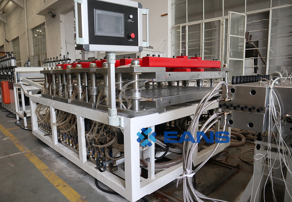 Máquina para fabricar tableros de espuma de PVC WPC de alta calidad
