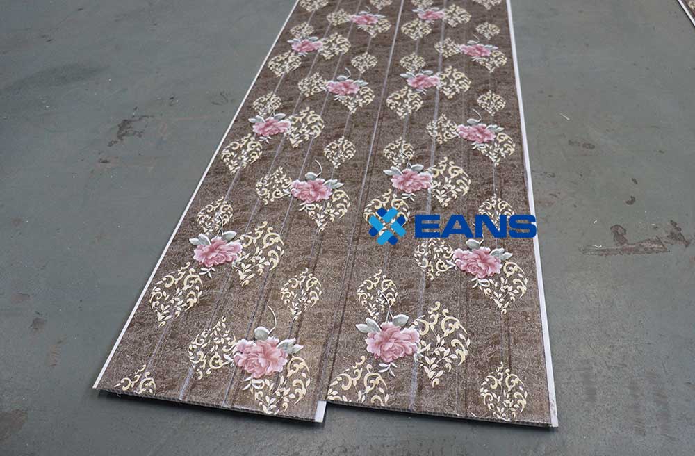 m&aacute;quina laminadora de paneles de pared de pvc