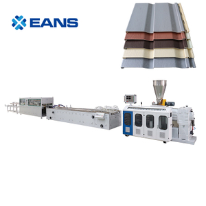 Línea de producción exterior de máquinas de extrusión de paneles de revestimiento de sofito de PVC