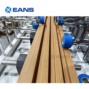 Máquina de extrusión de paneles de persianas de PVC WPC de alta calidad de China